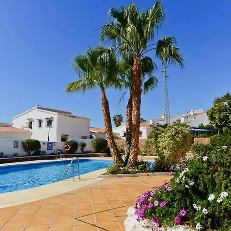 A2406 Capistrano Village, דירה