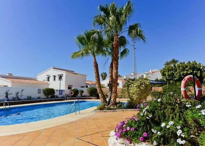 A2406 Capistrano Village, דירה