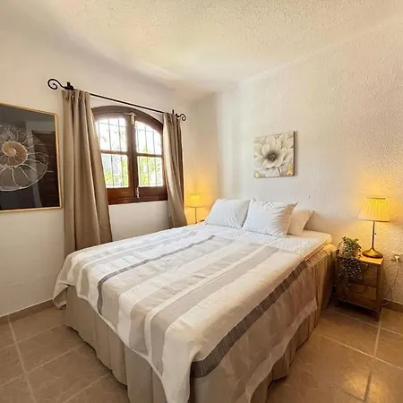 아파트 A2406 Capistrano Village, 네르하