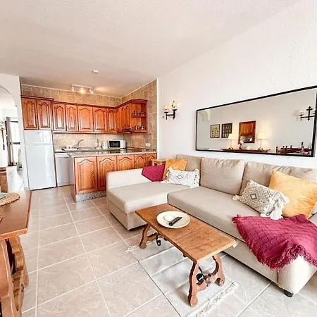 아파트 A2406 Capistrano Village, *